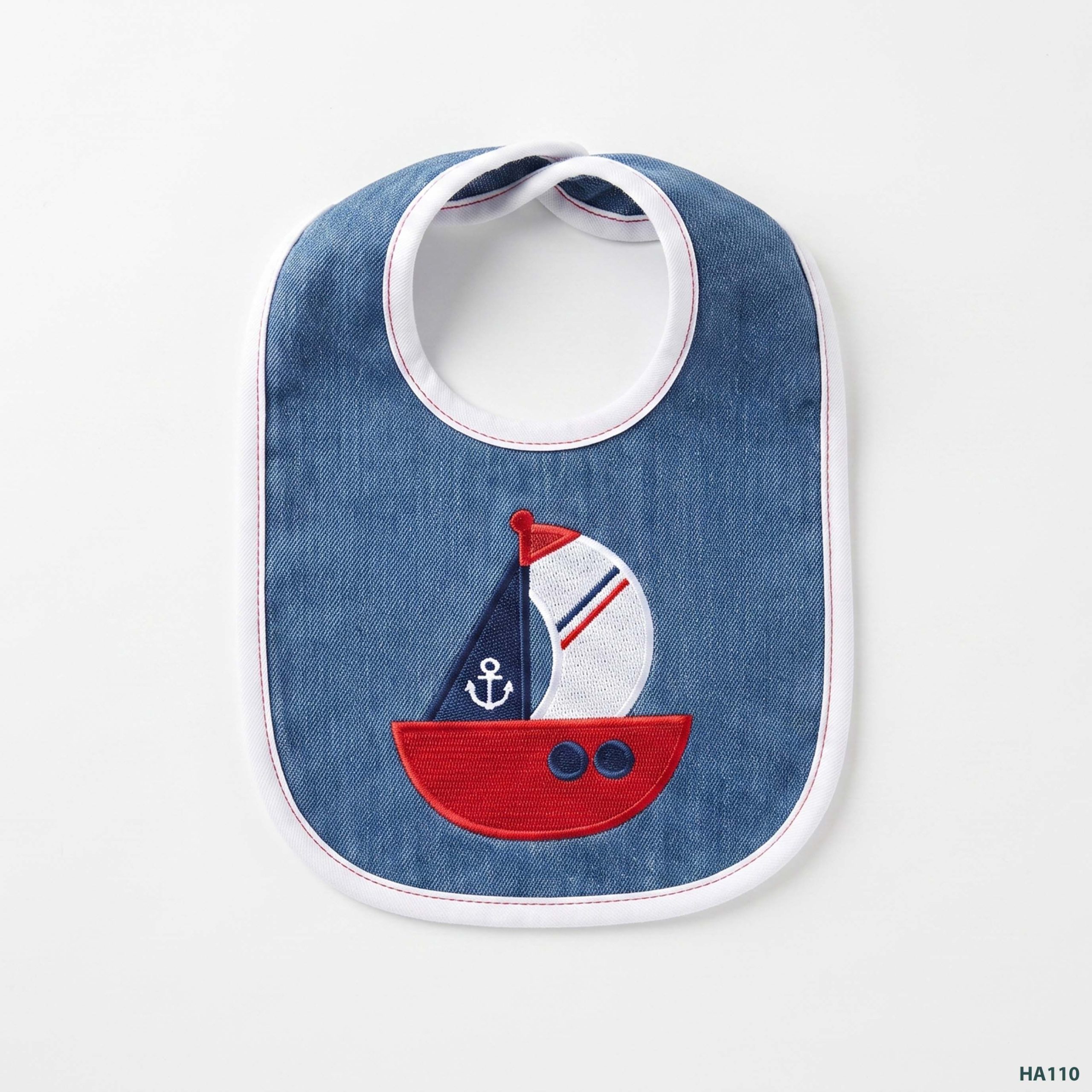Denim_baby_bib_sailboat_embroidery_202607051231