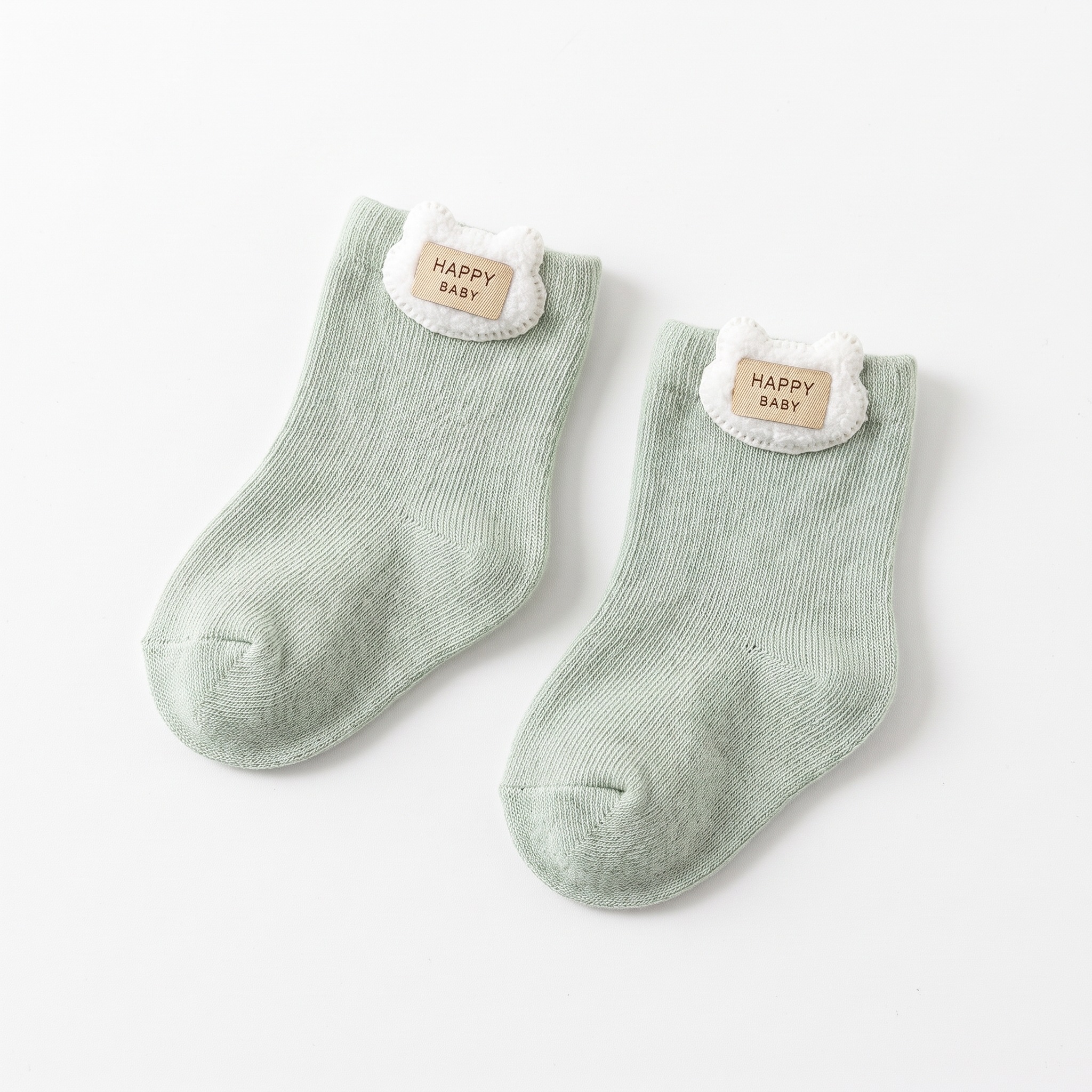 Baby_socks_arranged_on_background_2K_20261012214332