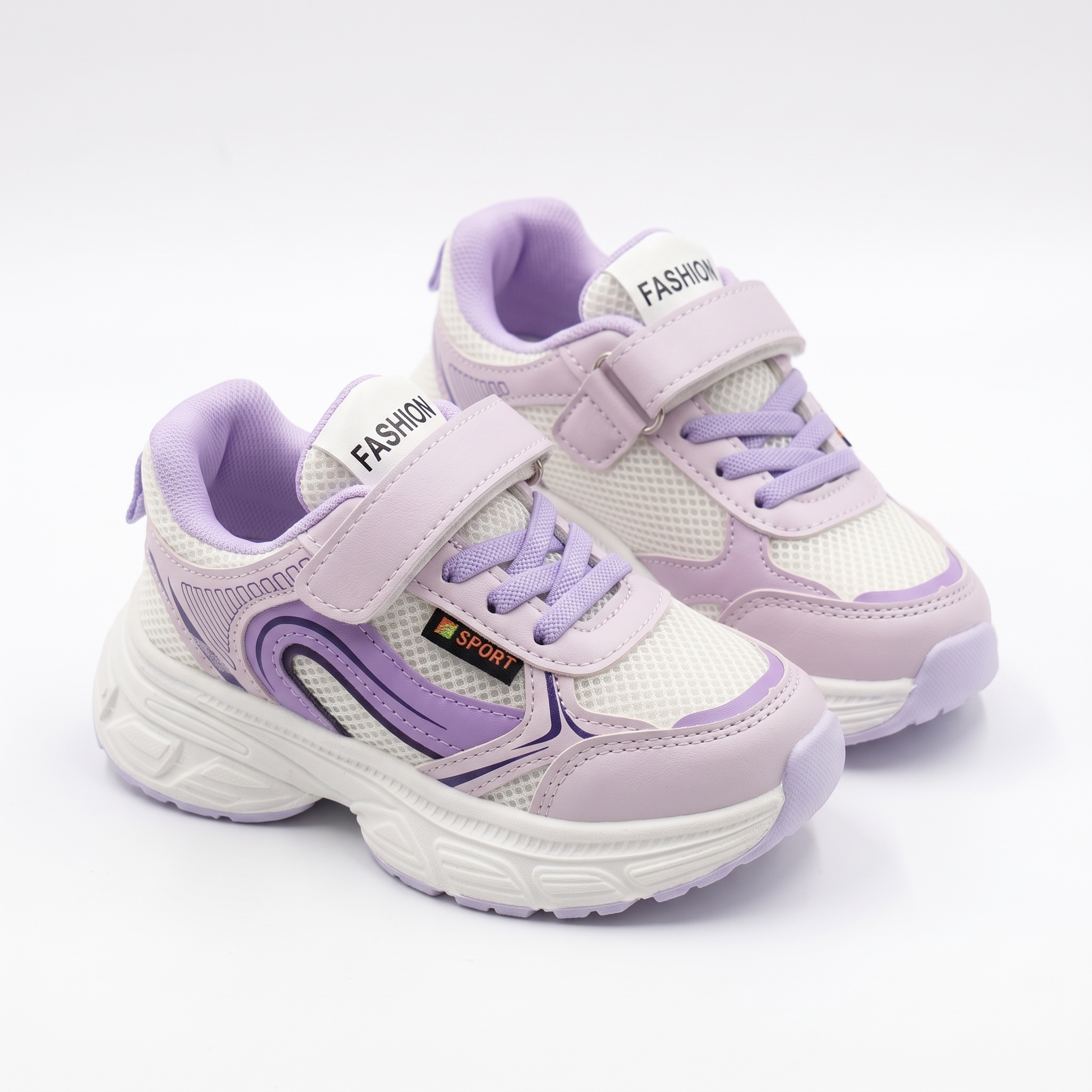 Children's_sneakers_arranged_in_…_2K_20261012180308