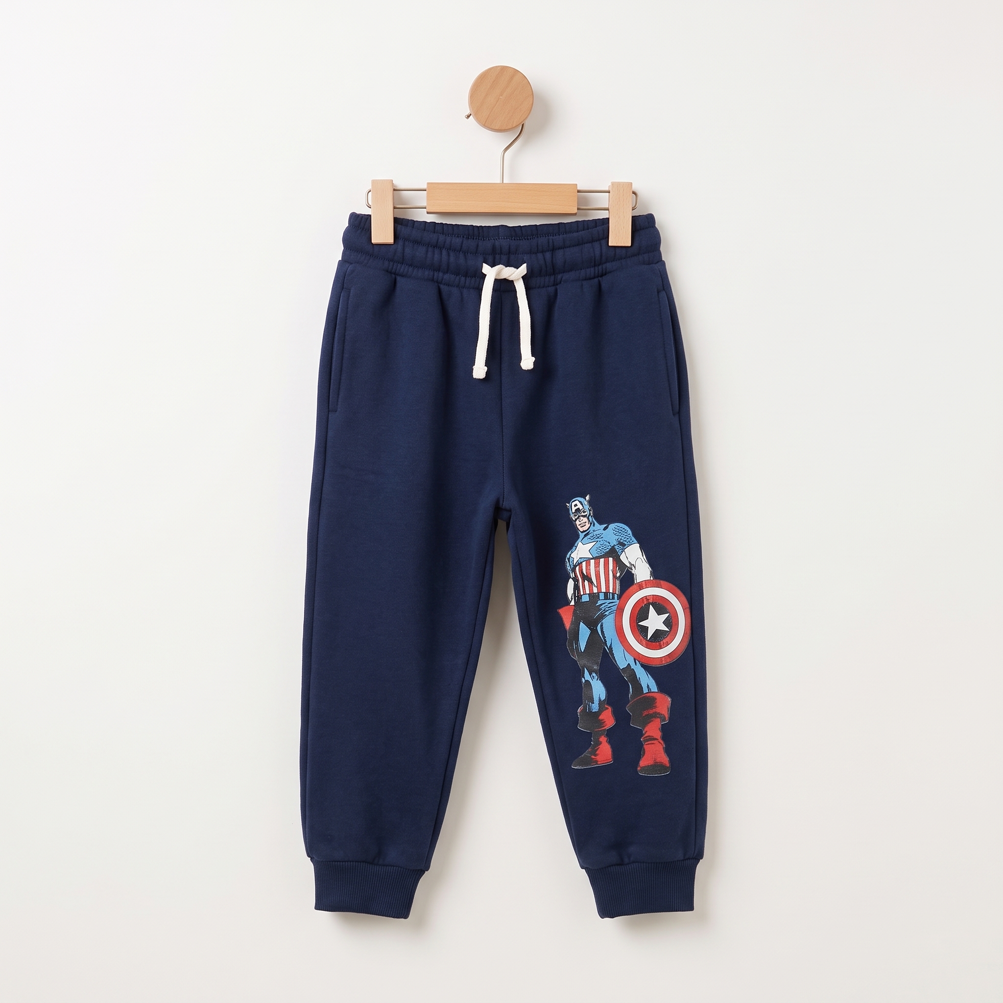 Children's_sweatpants_hanging_ve…_2K_20261021202039