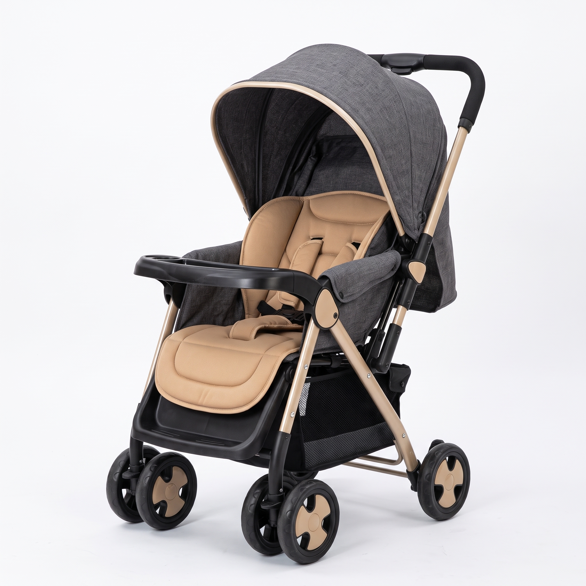 Modern_baby_stroller_studio_phot…_2K_20261025112653