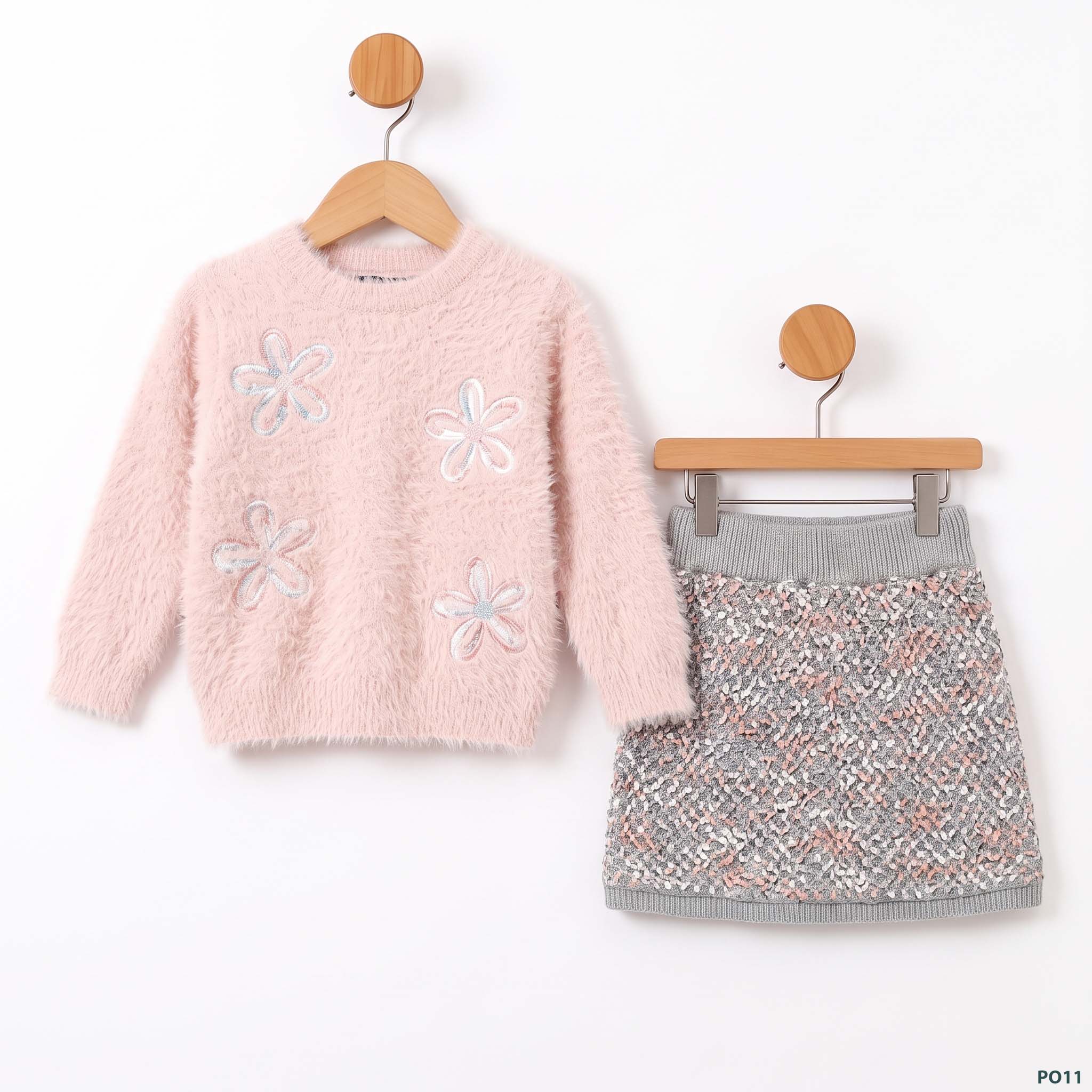 Pink_sweater_and_skirt_hanging_2K_20261017170224